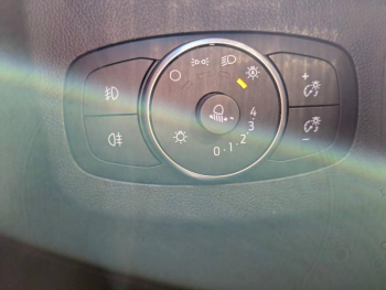 Photo 16 du bon plan FORD Puma 1.0 Flexifuel 125ch S&S mHEV Titanium occasion à 17943 €