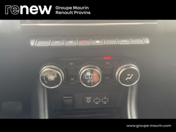 Photo 24 du bon plan RENAULT Captur 1.6 E-Tech hybride 145ch Intens -21 occasion à 19990 €