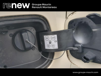 Photo 29 du bon plan RENAULT Captur 1.2 TCe 120ch energy Intens occasion à 11490 €