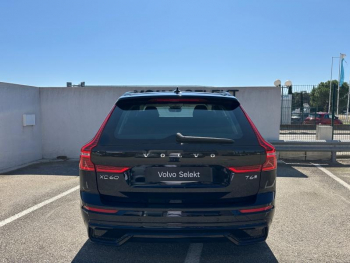 Photo 8 du bon plan VOLVO XC60 T6 Hybride Rechargeable 253 + 145ch Plus Style Dark Geartronic 8 AWD occasion à 55900 €