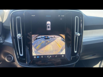 Photo 10 du bon plan VOLVO XC40 B3 163ch Plus DCT 7 occasion à 34990 €