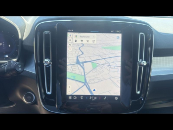 Photo 11 du bon plan VOLVO XC40 B3 163ch Plus DCT 7 occasion à 34990 €