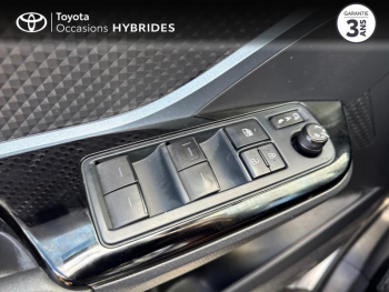 Photo 19 du bon plan TOYOTA C-HR 122h Edition 2WD E-CVT MY20 occasion à 22490 €