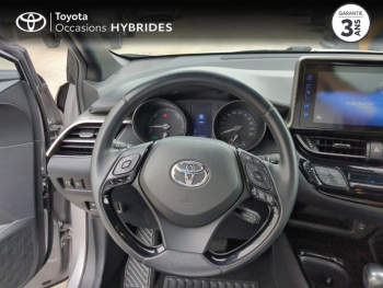 Photo 9 du bon plan TOYOTA C-HR 122h Design 2WD E-CVT RC18 occasion à 18490 €