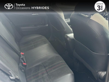 Photo 7 du bon plan TOYOTA C-HR 122h GR-Sport 2WD E-CVT MY22 occasion à 23990 €