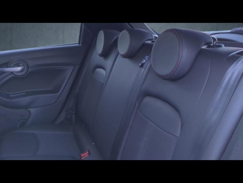 Photo 11 du bon plan FIAT 500X 1.0 FireFly Turbo T3 120ch Sport occasion à 15900 €