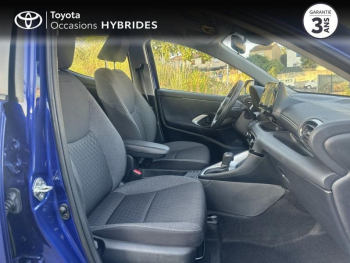 Photo 17 du bon plan TOYOTA Yaris 116h Dynamic Business 5p + Programme Beyond Zero Academy MY22 occasion à 19990 €