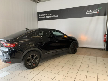Photo 2 du bon plan RENAULT Arkana 1.6 E-Tech 145ch RS Line -21B occasion à 21490 €