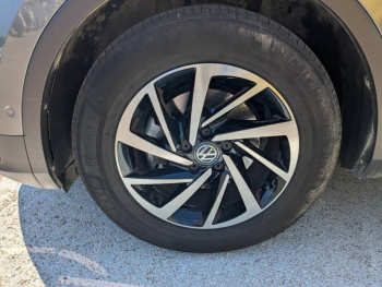 Photo 19 du bon plan VOLKSWAGEN Tiguan 1.5 TSI EVO 150ch Confortline Euro6d-T occasion à 21990 €