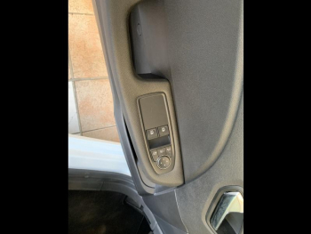 Photo 10 du bon plan RENAULT Clio 1.6 E-Tech 140ch Zen occasion à 14490 €