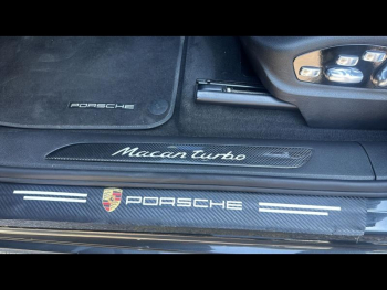 Photo 20 du bon plan PORSCHE Macan 3.6 V6 440ch Turbo Pack Performance PDK occasion à 49900 €