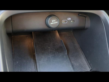 Photo 28 du bon plan VOLVO XC40 B3 163ch Ultimate DCT 7 occasion à 37890 €
