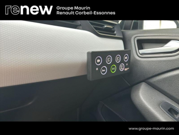 Photo 19 du bon plan RENAULT Clio 1.0 TCe 90ch Auto Ecole occasion à 15990 €
