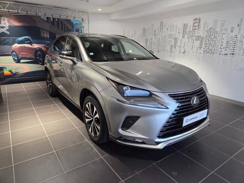 Bon plan LEXUS NX 300h 2WD Design MY21 occasion à 32990 €
