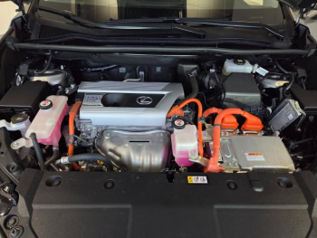 Photo 18 du bon plan LEXUS NX 300h 2WD Design MY21 occasion à 32990 €