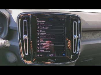 Photo 24 du bon plan VOLVO XC40 Recharge 231ch Start EDT occasion à 29890 €