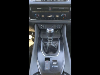 Photo 16 du bon plan NISSAN Qashqai 1.3 Mild Hybrid 140ch Business Edition 2022 occasion à 16900 €