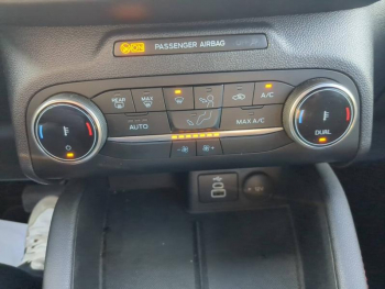 Photo 18 du bon plan FORD Kuga 2.5 Duratec 190ch FHEV E85 ST-Line BVA occasion à 29990 €