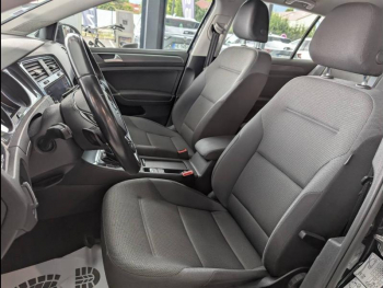Photo 3 du bon plan VOLKSWAGEN Golf 2.0 TDI 150ch FAP Confortline Business DSG7 Euro6d-T 5p occasion à 19990 €
