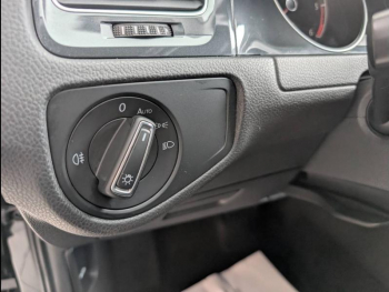 Photo 9 du bon plan VOLKSWAGEN Golf 2.0 TDI 150ch FAP Confortline Business DSG7 Euro6d-T 5p occasion à 19990 €