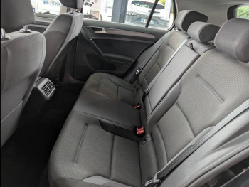 Photo 10 du bon plan VOLKSWAGEN Golf 2.0 TDI 150ch FAP Confortline Business DSG7 Euro6d-T 5p occasion à 19990 €