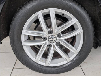 Photo 22 du bon plan VOLKSWAGEN Golf 2.0 TDI 150ch FAP Confortline Business DSG7 Euro6d-T 5p occasion à 19990 €