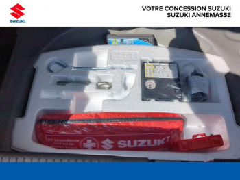 Photo 24 du bon plan SUZUKI Swift 1.2 Dualjet Hybrid 83ch PrivilÃ¨ge Auto occasion à 16990 €