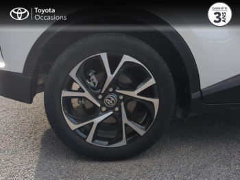 Photo 16 du bon plan TOYOTA C-HR 122h Edition 2WD E-CVT MY20 occasion à 21990 €