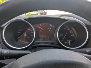 Photo 8 du bon plan ALFA ROMEO Giulietta 1.4 TB MultiAir 150ch Sportiva Stop&Start occasion à 13490 €