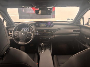 Photo 20 du bon plan LEXUS UX 300e Executive occasion à 22890 €
