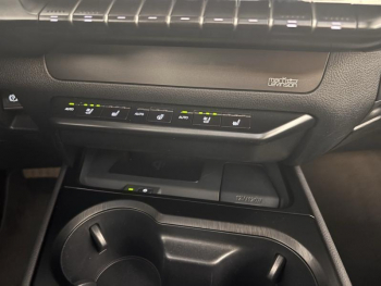 Photo 24 du bon plan LEXUS UX 300e Executive occasion à 22890 €