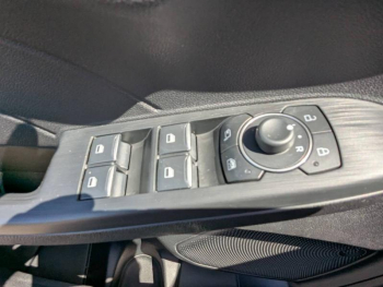 Photo 13 du bon plan FORD Kuga 2.5 Duratec 190ch FHEV E85 ST-Line X BVA occasion à 34440 €