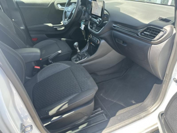 Photo 26 du bon plan FORD Puma 1.0 Flexifuel 125ch S&S mHEV Titanium occasion à 20700 €