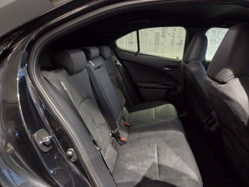 Photo 9 du bon plan LEXUS UX 250h 2WD Premium Edition MY21 occasion à 25490 €