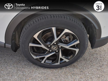 Photo 16 du bon plan TOYOTA C-HR 184h Collection 2WD E-CVT MC19 occasion à 22990 €