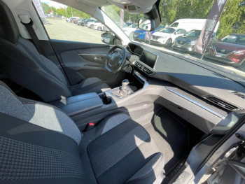 Photo 9 du bon plan PEUGEOT 3008 1.5 BlueHDi 130ch E6.c Active Business S&S occasion à 13990 €