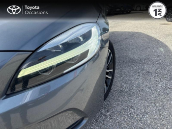 Photo 21 du bon plan VOLVO V40 T2 122ch Momentum Business Geartronic occasion à 14889 €