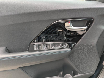 Photo 6 du bon plan KIA e-Niro Design 204ch occasion à 20900 €
