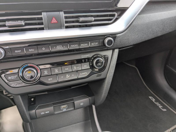 Photo 17 du bon plan KIA e-Niro Design 204ch occasion à 20900 €