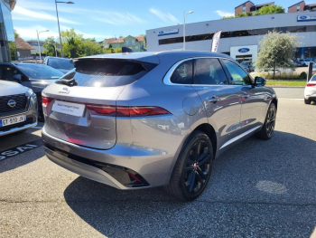 Photo 15 du bon plan JAGUAR F-Pace P400e Plug-in-Hybrid R-Dynamic SE BVA8 AWD occasion à 47990 €