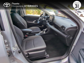 Photo 6 du bon plan TOYOTA Yaris 116h Design 5p MY22 occasion à 21600 €