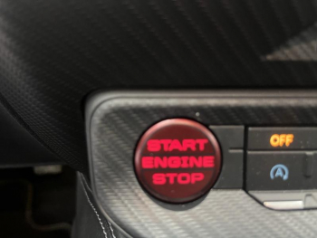 Photo 23 du bon plan FORD Mustang Fastback 5.0 V8 446ch GT BVA10 occasion à 79860 €