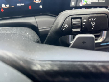 Photo 28 du bon plan FORD Mustang Fastback 5.0 V8 446ch GT BVA10 occasion à 79860 €