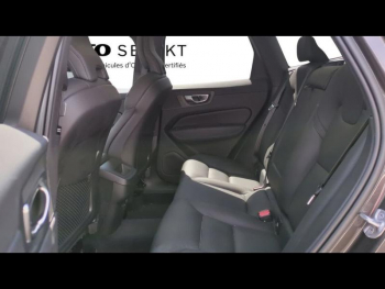Photo 6 du bon plan VOLVO XC60 B4 AdBlue 197ch Plus Style Dark Geartronic occasion à 42890 €