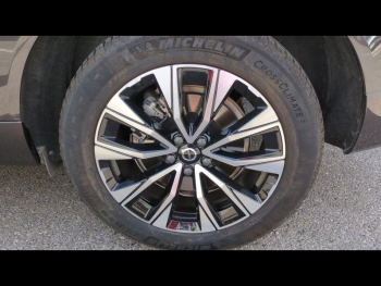 Photo 12 du bon plan VOLVO XC60 B4 AdBlue 197ch Plus Style Dark Geartronic occasion à 42890 €