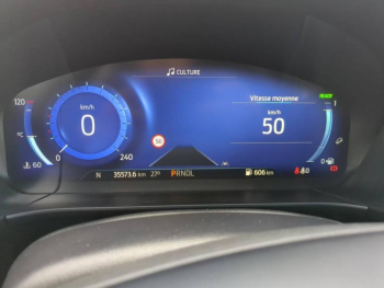 Photo 17 du bon plan FORD Kuga 2.5 Duratec 190ch FHEV E85 ST-Line BVA occasion à 29990 €