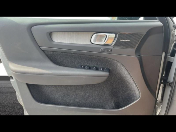 Photo 17 du bon plan VOLVO XC40 B3 163ch Ultra DCT 7 occasion à 37900 €