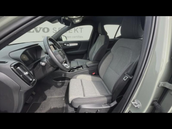 Photo 14 du bon plan VOLVO XC40 B3 163ch Plus DCT 7 occasion à 34900 €