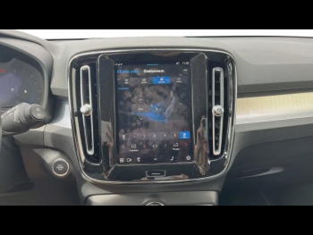 Photo 25 du bon plan VOLVO XC40 B3 163ch Plus DCT 7 occasion à 34900 €