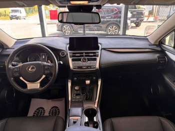 Photo 11 du bon plan LEXUS NX 300h 2WD Design MY21 occasion à 30990 €